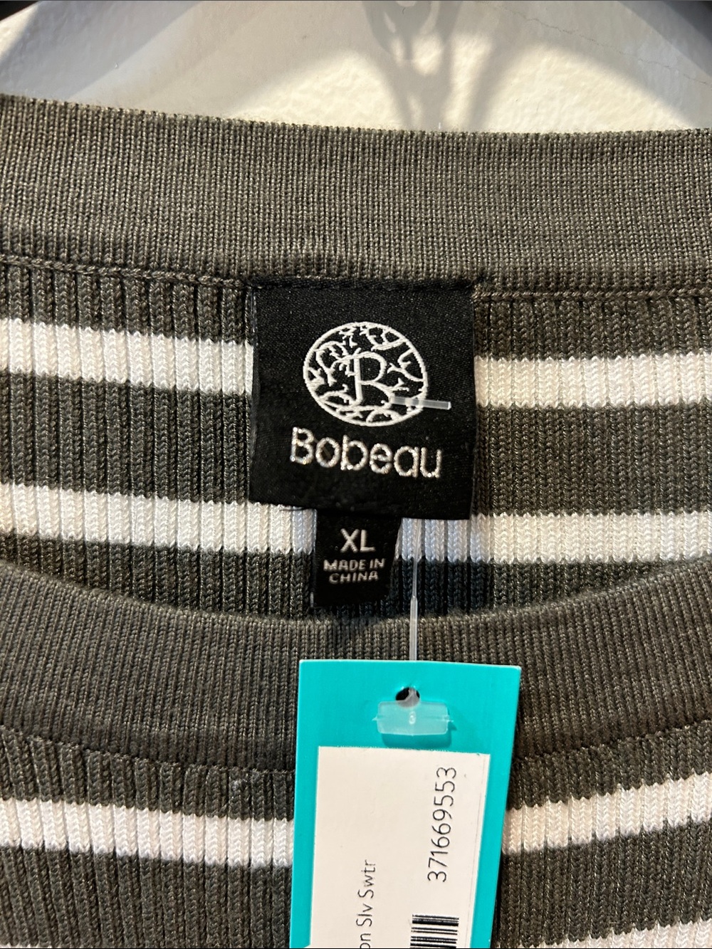 Bobeau Olive Green & White Striped Crew Sweater - Picture 2 of 5